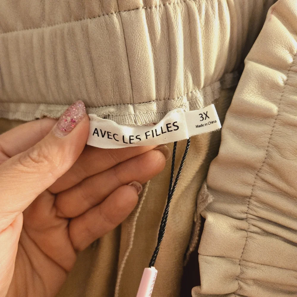 New avec les filles 3x faux leather shorts